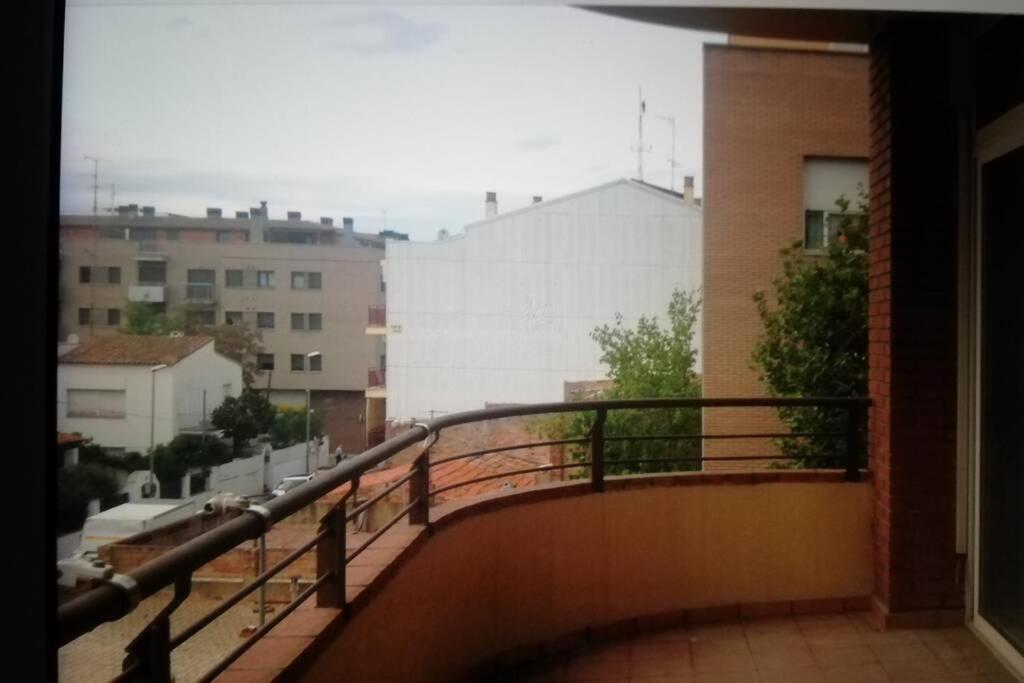 Апартаменты Apart Figueres Фигерас Экстерьер фото